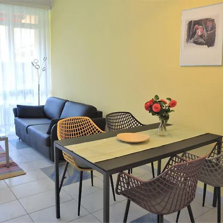 Sibylle Apartment *